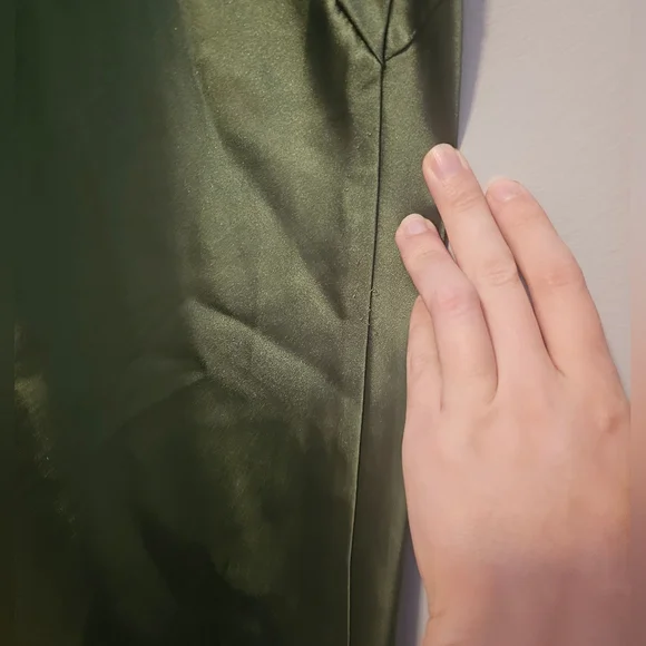 Petal & Pup Size Small Selma One Shoulder Satin Gown Olive Green READ INFO - Picture 7 of 12